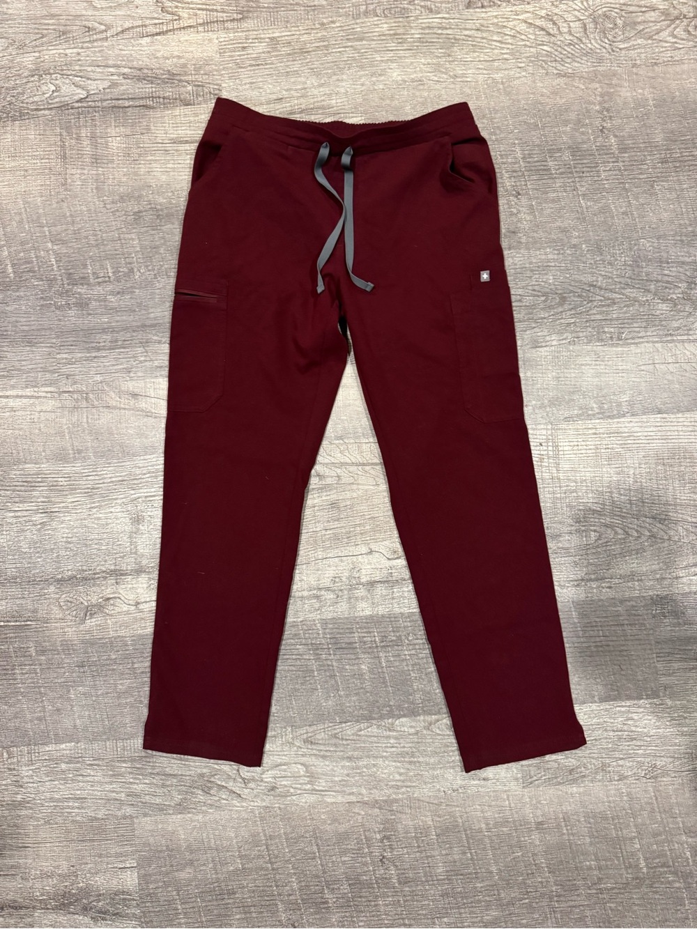 Figs Women's Jogger Pants - Burgundy